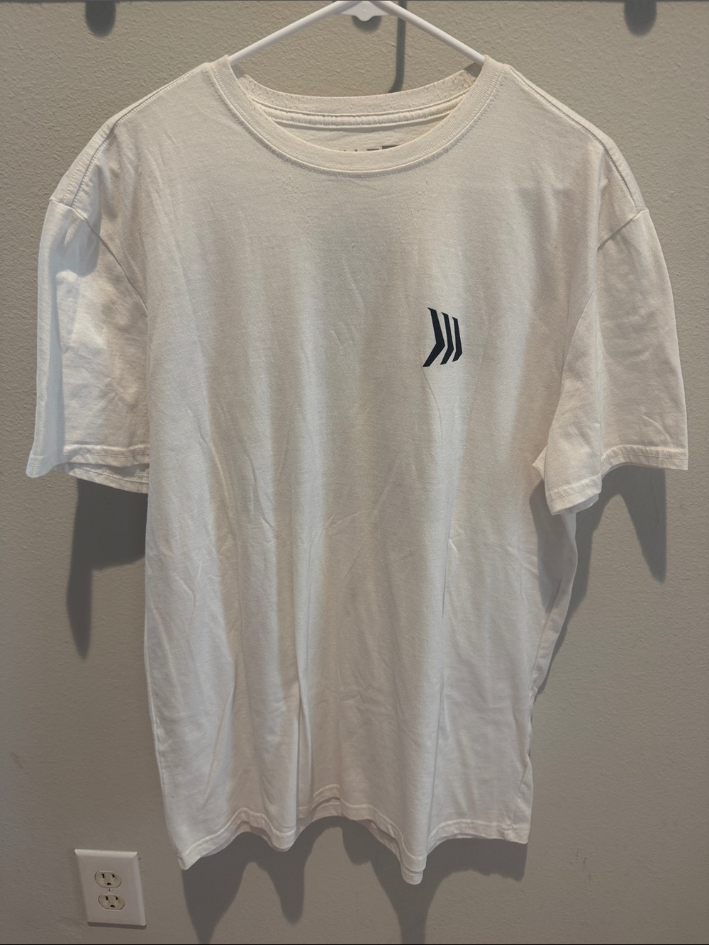 Gillz White Men’s Logo Crew Neck T-Shirt